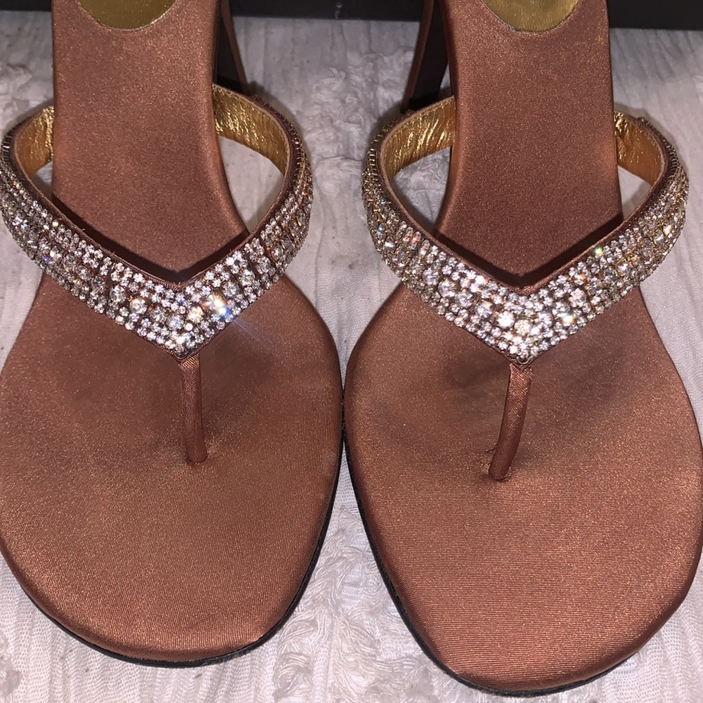 Pelle moda platinum collection rhinestone sandal heels - Picture 5 of 5